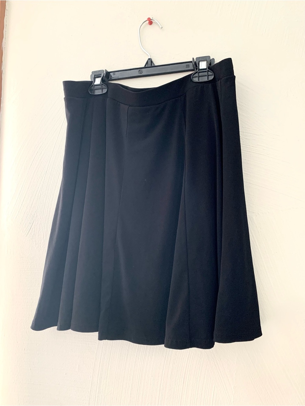Black Skort. Susan graver brand. Well made. Medium.